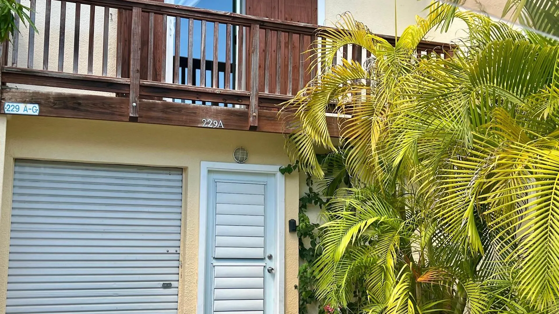 Antigua Chiama Italia Villas