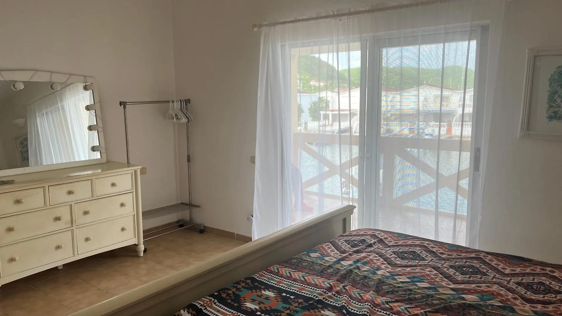 Antigua Chiama Italia Villas  Jolly Harbour
