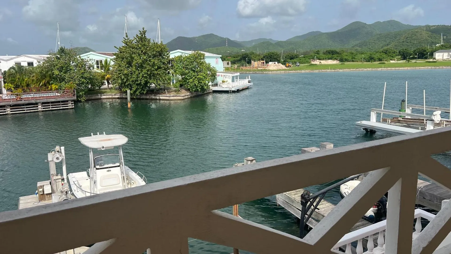 Antigua Chiama Italia Villas 0*, Jolly Harbour