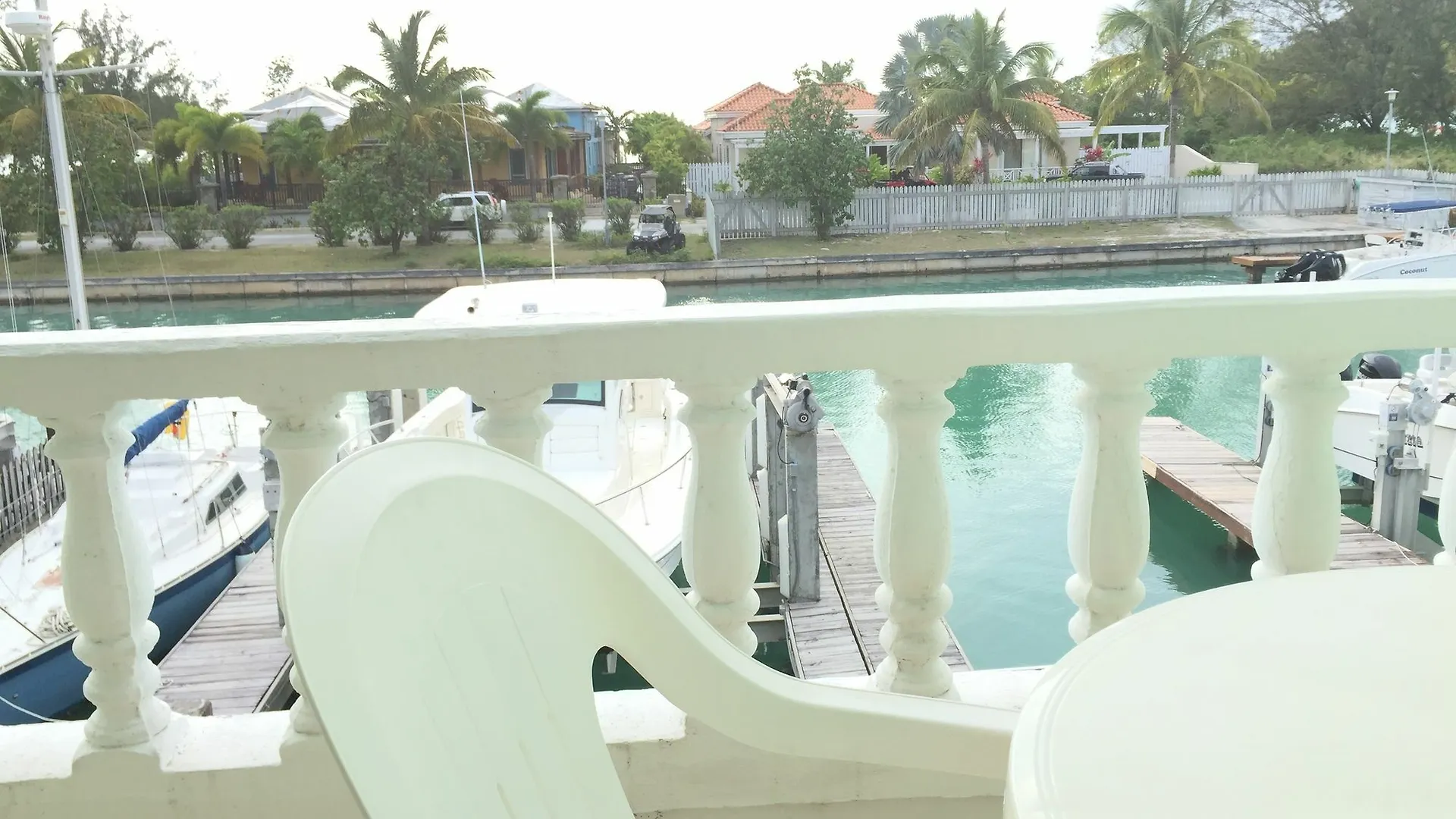 Antigua Chiama Italia Villas Jolly Harbour